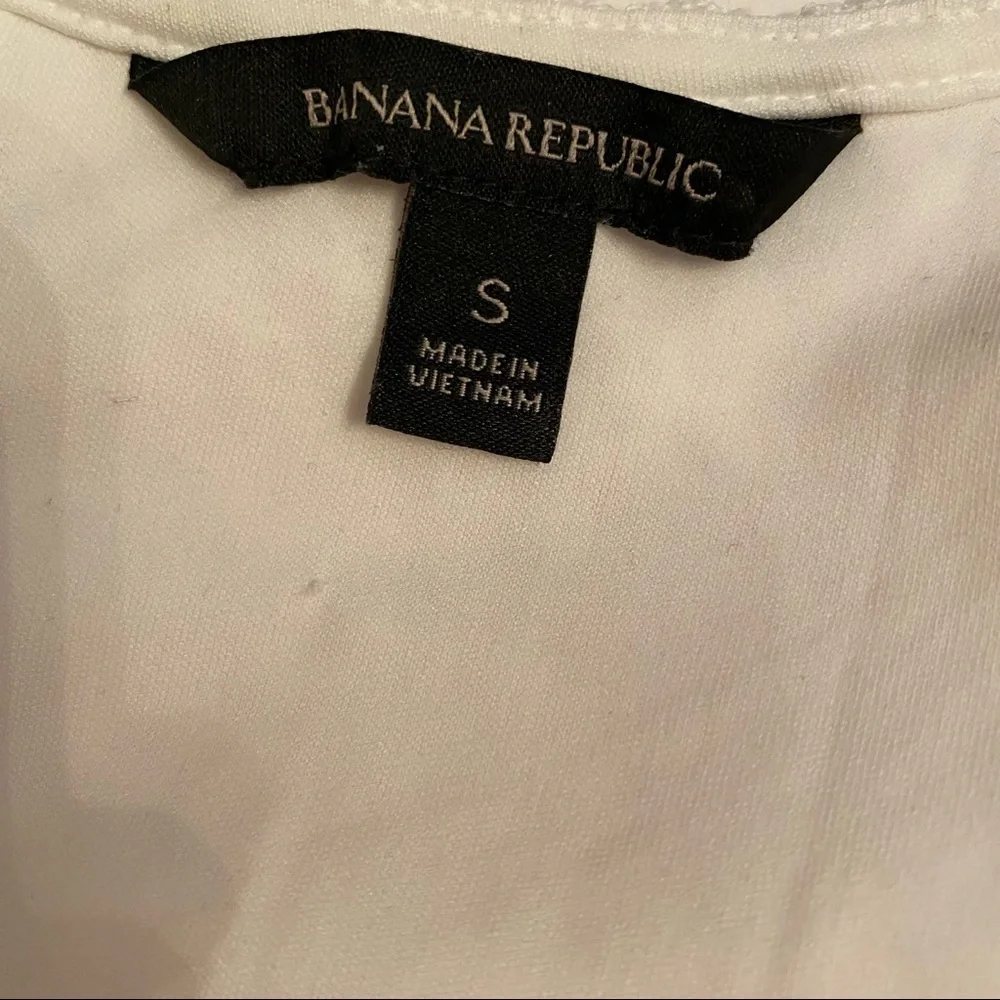 BANANA REPUBLIC TOP BLOUSE WHITE LACE PEPLUM LONG SLEEVE CREWNECK SIZE S